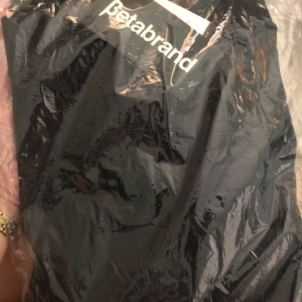 Betabrand Black skinny leg dress pant yoga pant